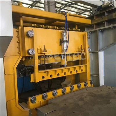 Hidravlično gnani stroj za peskanje